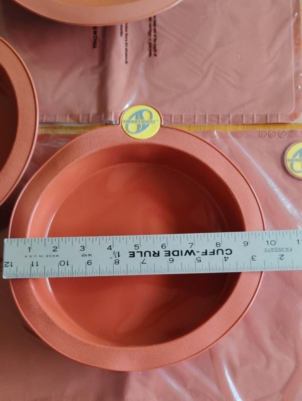 Smartware 5 Piece Silicone Bundt Pan, Cake Pans (2) & Baking Mats (2) Terracotta - Picture 3 of 8